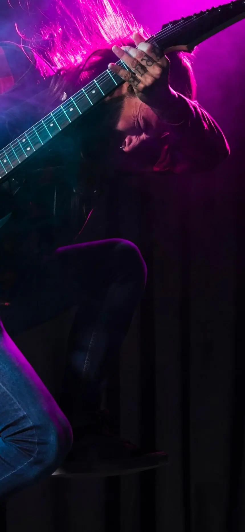 A3TUNES mobile view hero section